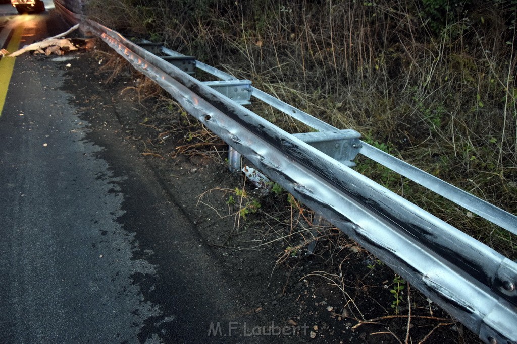 Schwerer VU A 3 Rich Oberhausen Hoehe AK Leverkusen P285.JPG - Miklos Laubert